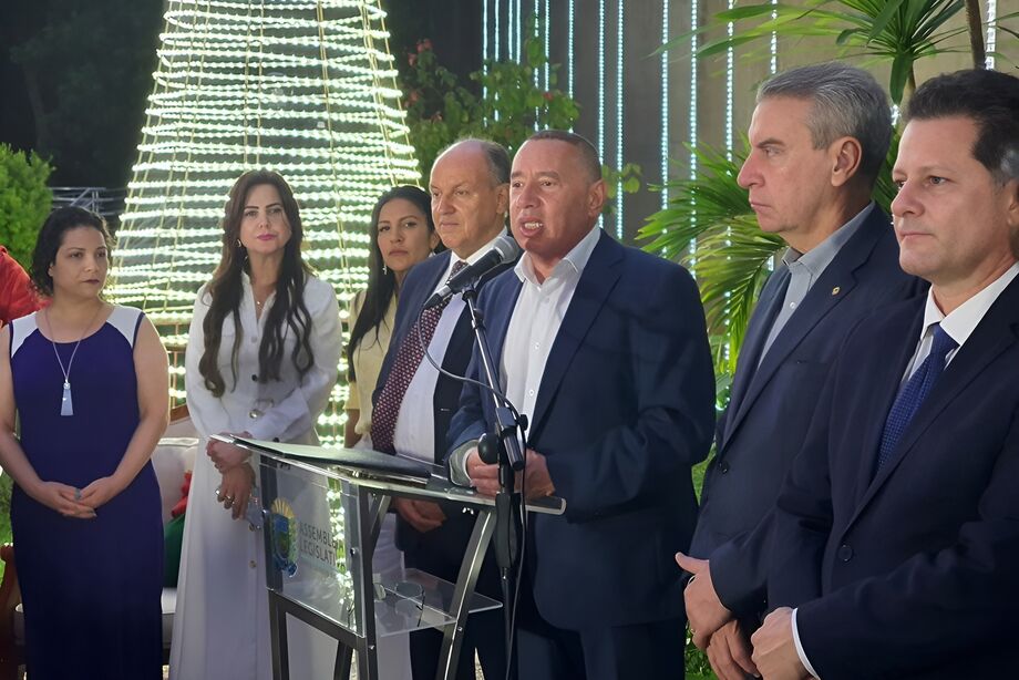 Deputado Gerson Claro falando sobre o evento
