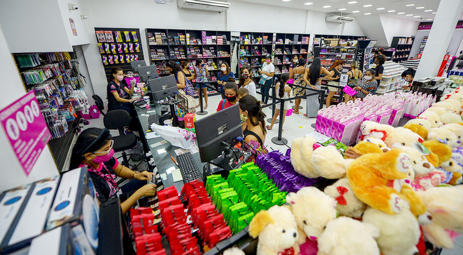 Compensação aos trabalhadores: Funcionários que trabalharem no feriado têm direito a uma folga compensatória, preferencialmente na semana seguinte