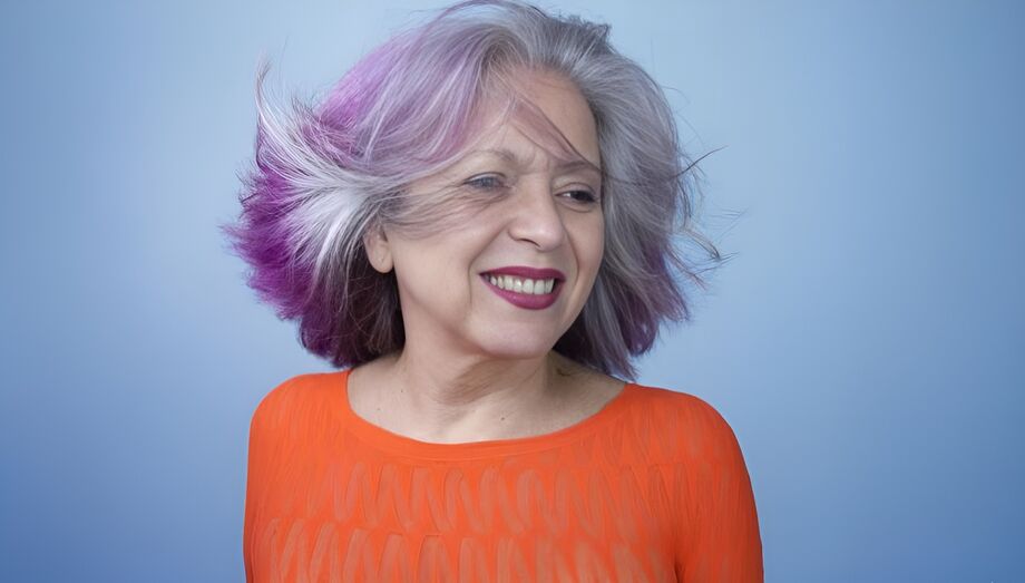Cantora Tetê Espíndola