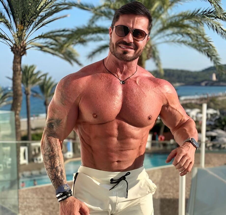 Influenciador fitness Renato Cariani é alvo da Polícia Federal em operação contra tráfico de drogas