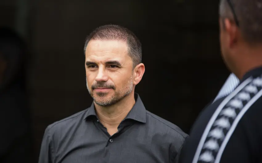 Rodrigo Caetano deve permanecer no Atlético-MG e obrigar Corinthians a buscar um outro diretor de futebol