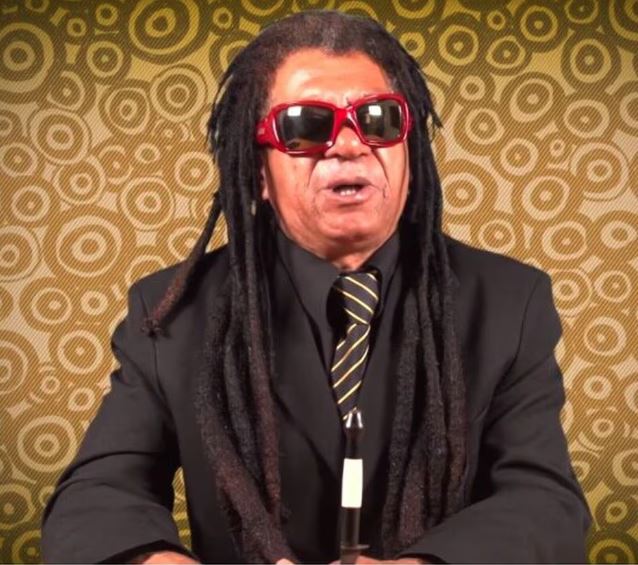 O humorista conhecido por ter integrado o grupo 'Hermes e Renato' morreu nesta segunda-feira, aos 63 anos