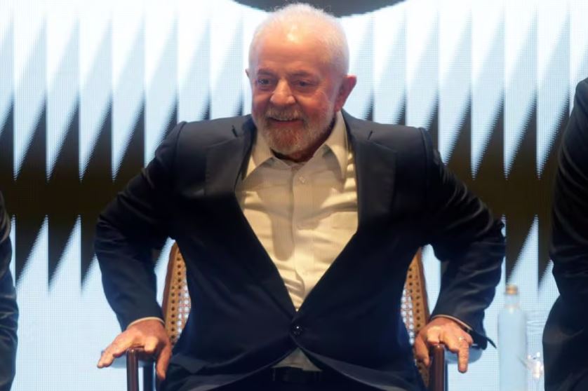 Em evento no Rio ao lado de Eduardo Paes e Cláudio Castro, Lula disse que verbas destinadas a educação e saúde não podem ser consideradas como gastos