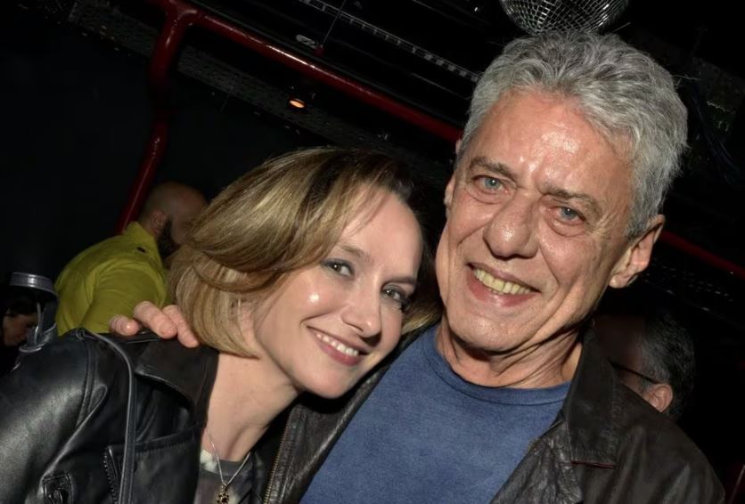 O casal Carol Proner e Chico Burque