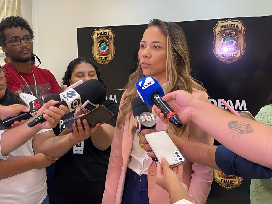 Delegada Elaine Benincasa