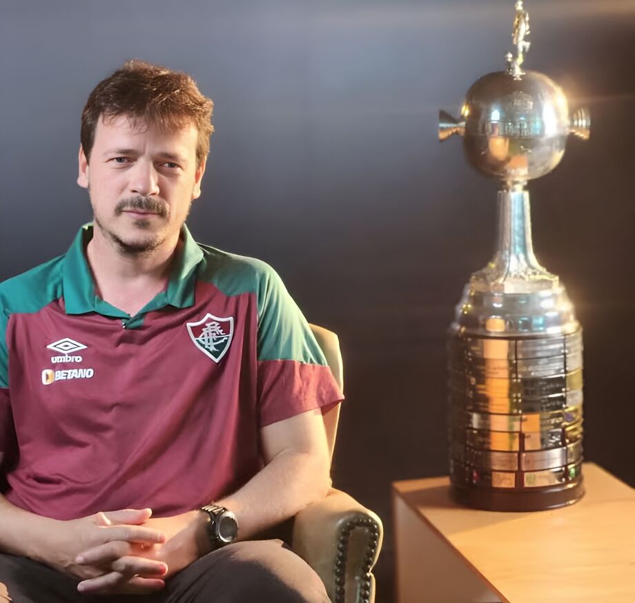 Fernando Diniz é eleito o 5º melhor técnico do mundo pela IFFHS; Guardiola lidera