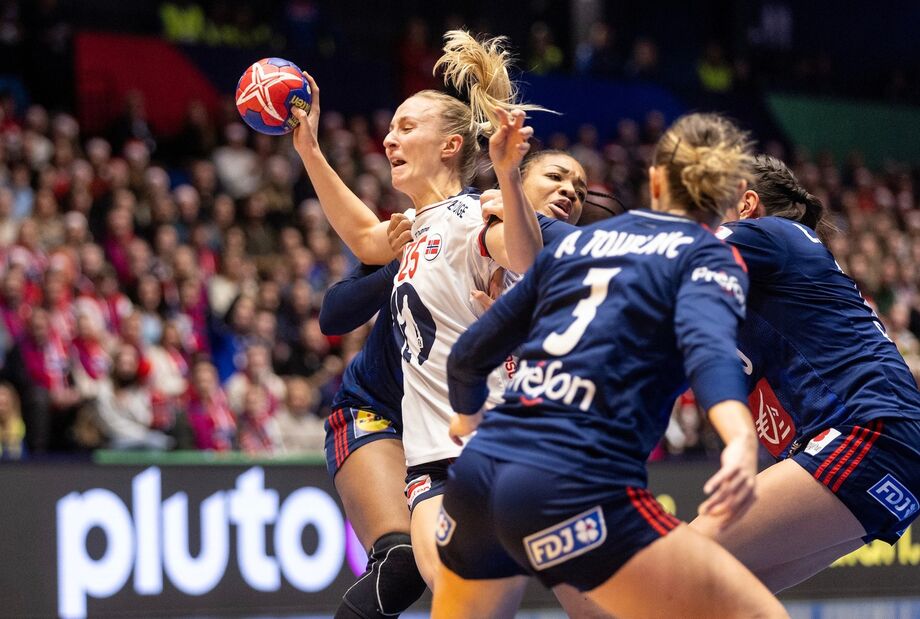 Noruega precisa da prorrogação, mas fará 5ª final do Mundial de Handebol contra a França