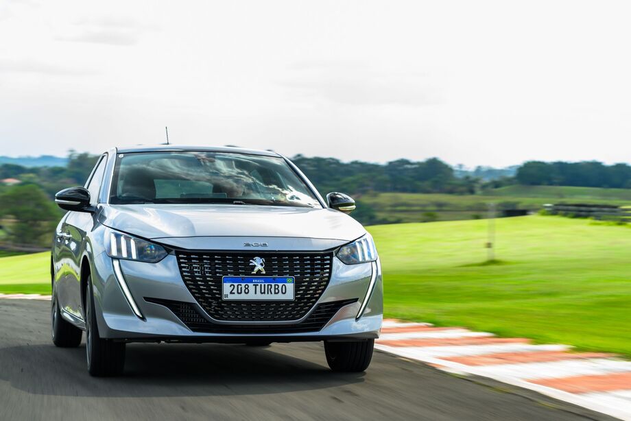 O prêmio, que chegou em sua 9ª edição, elegeu o PEUGEOT 208 TURBO como melhor automóvel de passeio compacto