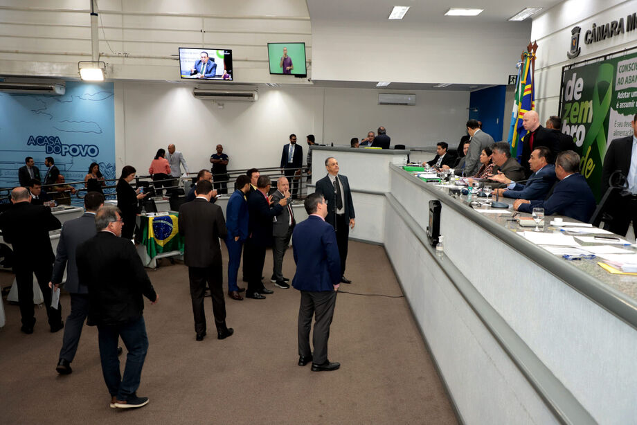 Os vereadores da Câmara Municipal de Campo Grande aprovaram, na sessão desta terça-feira (12), oito projetos.