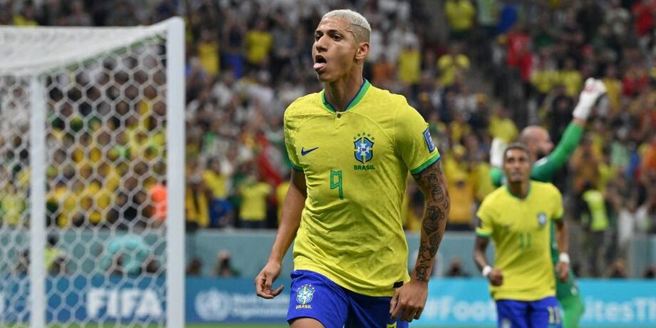 Richarlison revela que adiou cirurgia para não perder espaço na seleção brasileira