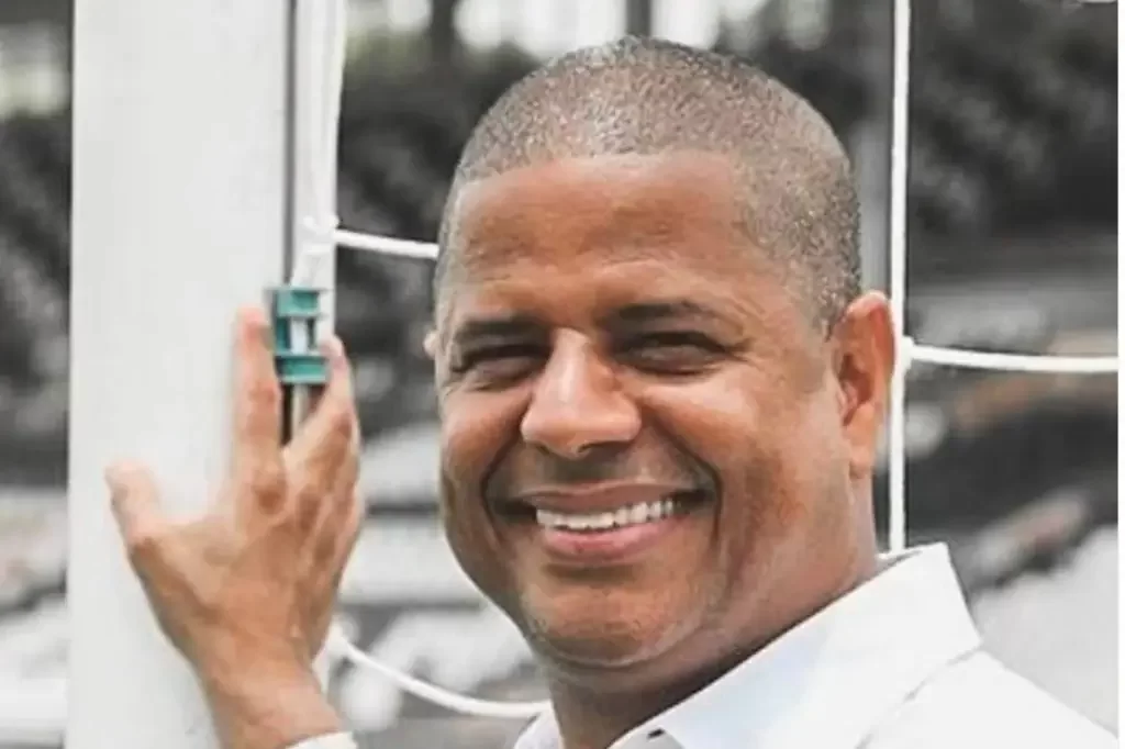 Marcelinho Carioca foi um dos grandes nomes do futebol brasileiro