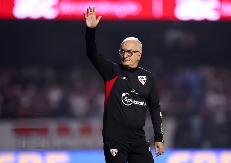 Dorival Júnior se despede do São Paulo para assumir a seleção: 'Realização de um sonho'