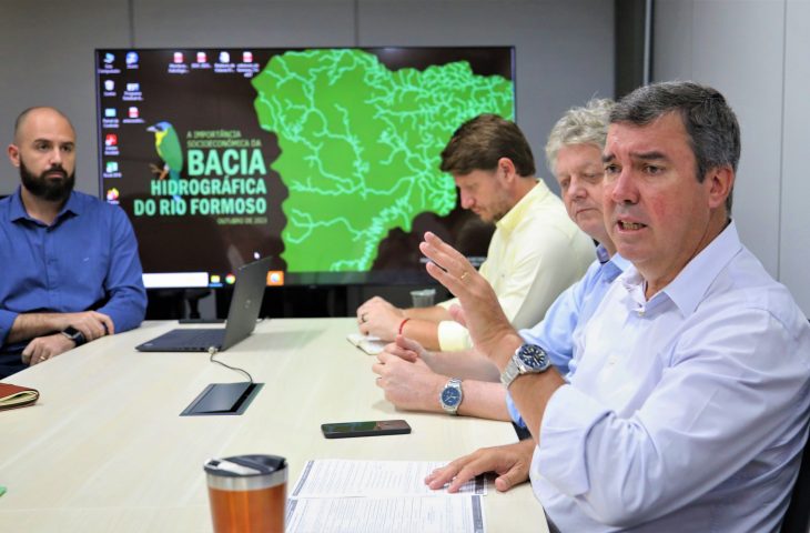O governador Eduardo Riedel participou da primeira reunião do Grupo de Trabalho Interinstitucional criado pelo Governo do Estado de Mato Grosso do Sul