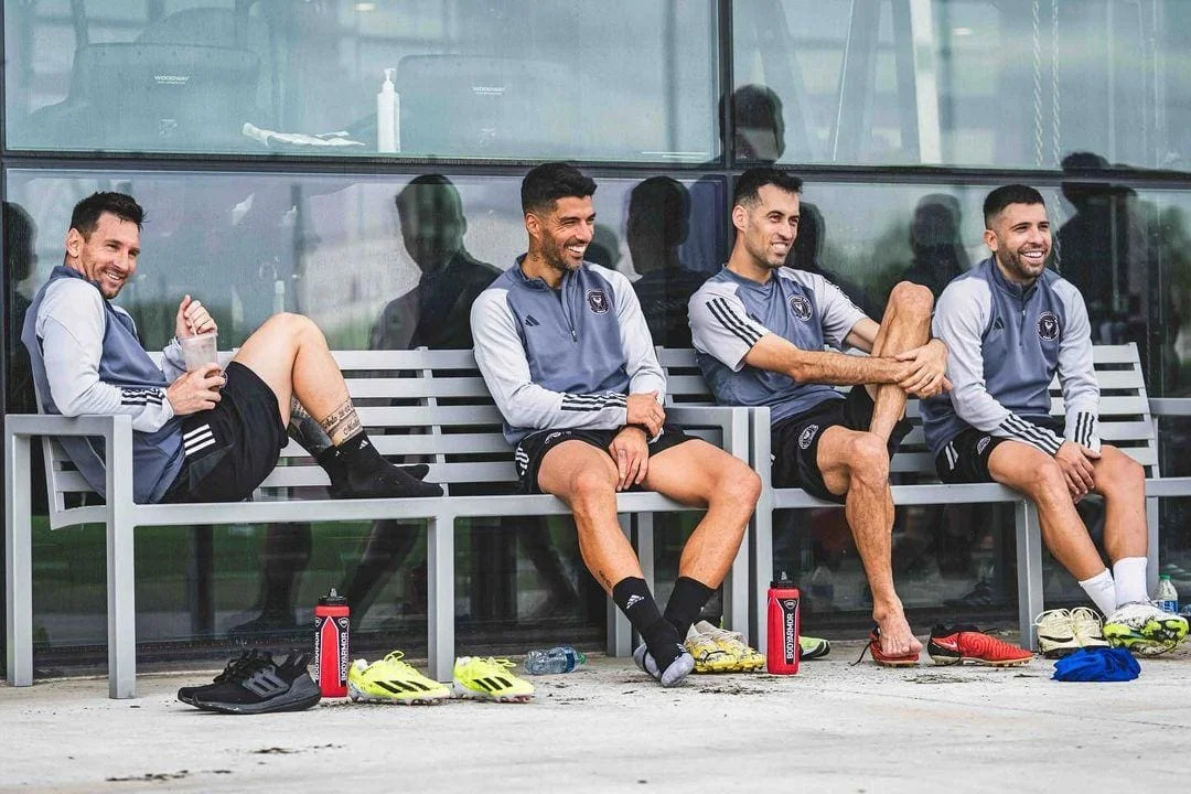 Suárez reencontra Messi e faz primeiro treino pelo Inter de Miami: 'Vamos sonhar grande'