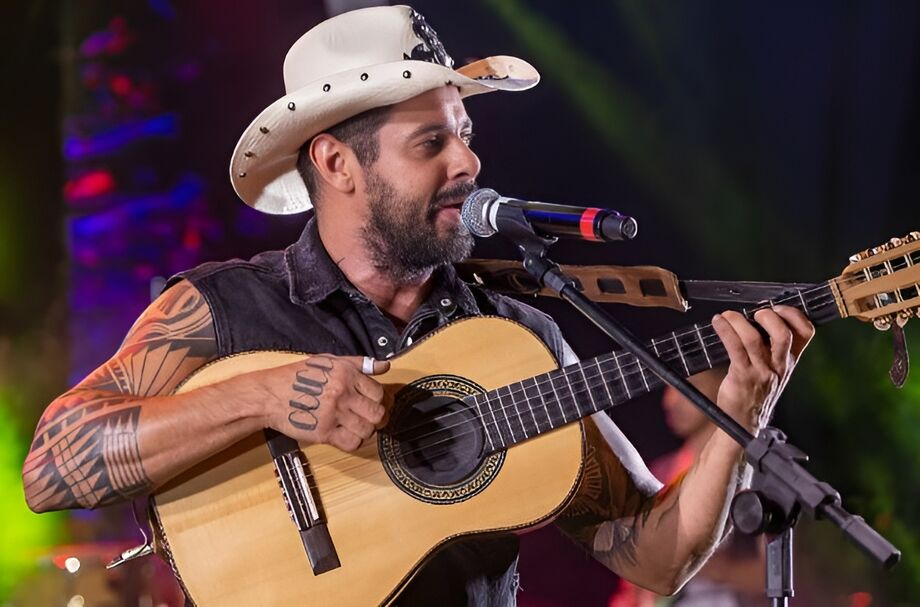 Cantor João Carreiro