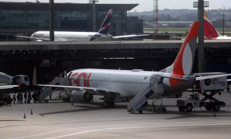 Operação de aéreas será afetada por greve contra medidas de Javier Milei