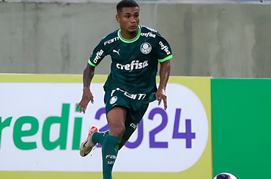 O meia Kauan Santos