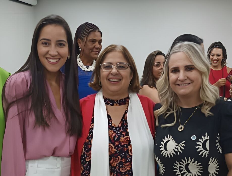 Ana Carolina Nardes, presidente do CEDM, a ministra das Mulheres, Cida Gonçalves e Lilian Fernandes
