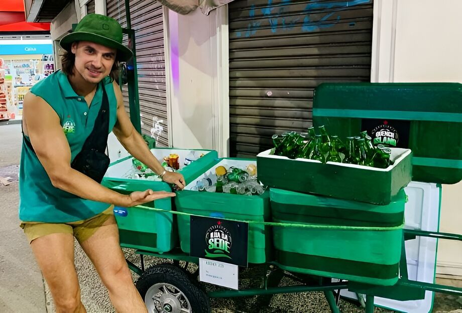 Daniel Erthal, ex-ator de 'Malhação', viraliza após ser visto trabalhando como vendedor ambulante em Copacabana