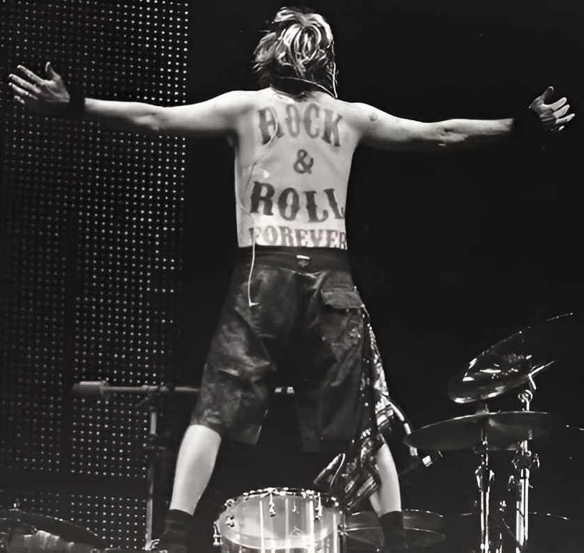 Morre James Kottak