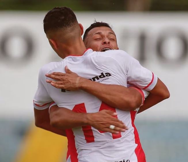 O Ituano despachou o Fluminense na segunda fase da Copinha
