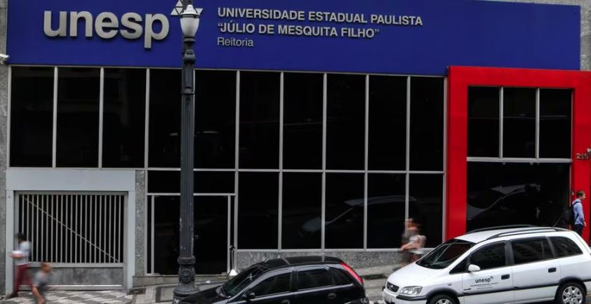 Segundo a nota divulgada pela Unesp, as apurações de âmbito administrativo se detiveram em duas repúblicas, uma em que o trote teve início e outra onde teve seu gravíssimo desfecho