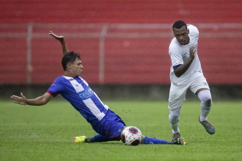 Apostador fez oferta para goleiro do Nacional levar dois gols em partida contra Avaí