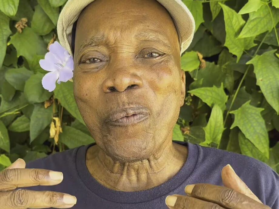 Milton Nascimento grava mensagem de Feliz Ano Novo para os fãs