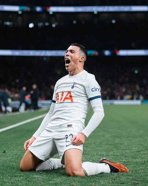 Tottenham avança na Copa da Inglaterra ao superar Burnley com golaço de Porro