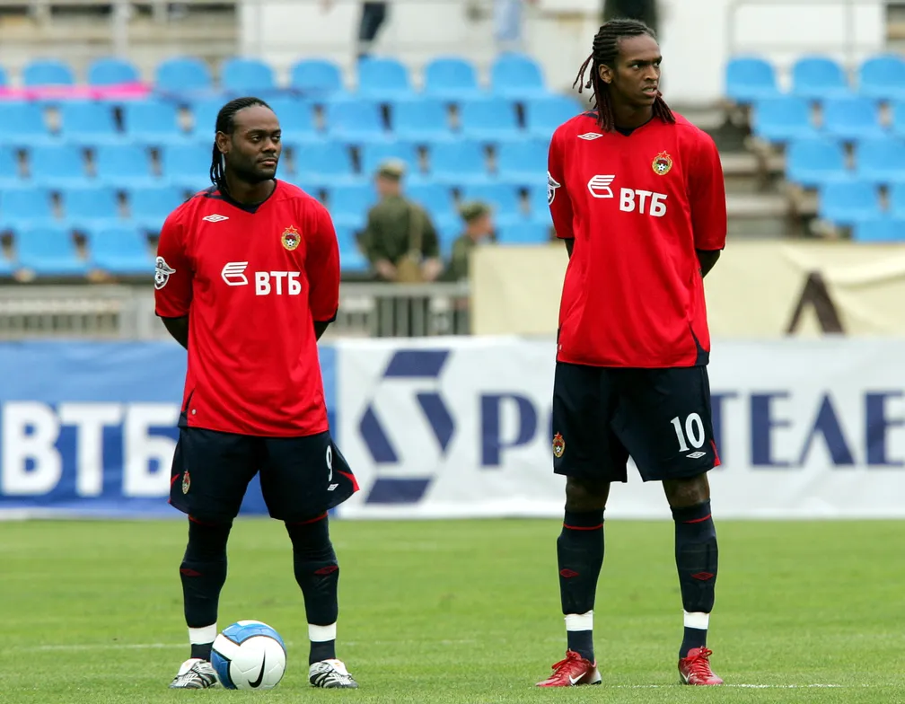 Vagner Love e Jô pelo CSKA Moscou em 2007