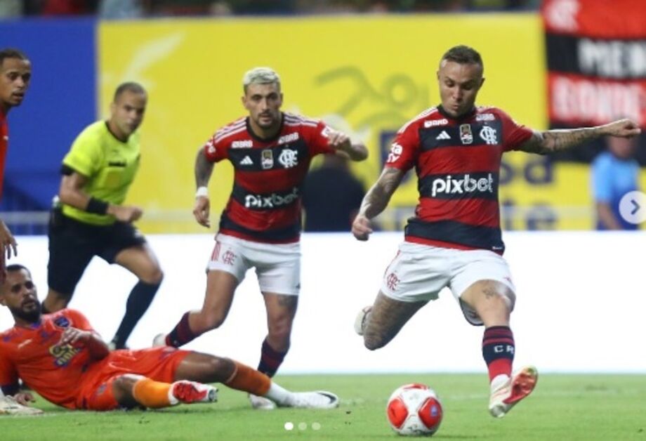 Flamengo vence o Audax por 4 a 0 na estreia do Campeonato Carioca.