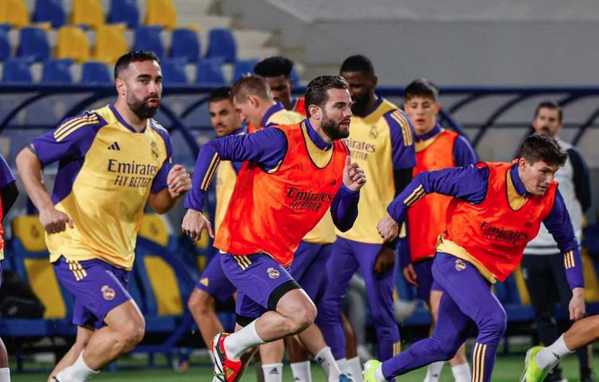 Jogadores do Real Madrid fizeram último treino antes da final