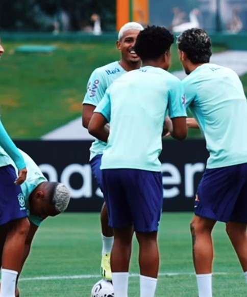A seleção brasileira tem mais dois treinos marcados para esta semana, na Granja Comary, antes de viajar para Caracas, onde fará o duelo diante da Bolívia