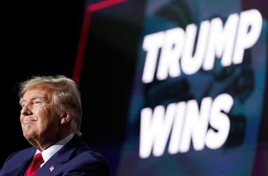 Ex-presidente Donald Trump venceu as primárias do partido Republicano no estado americano de Iowa.