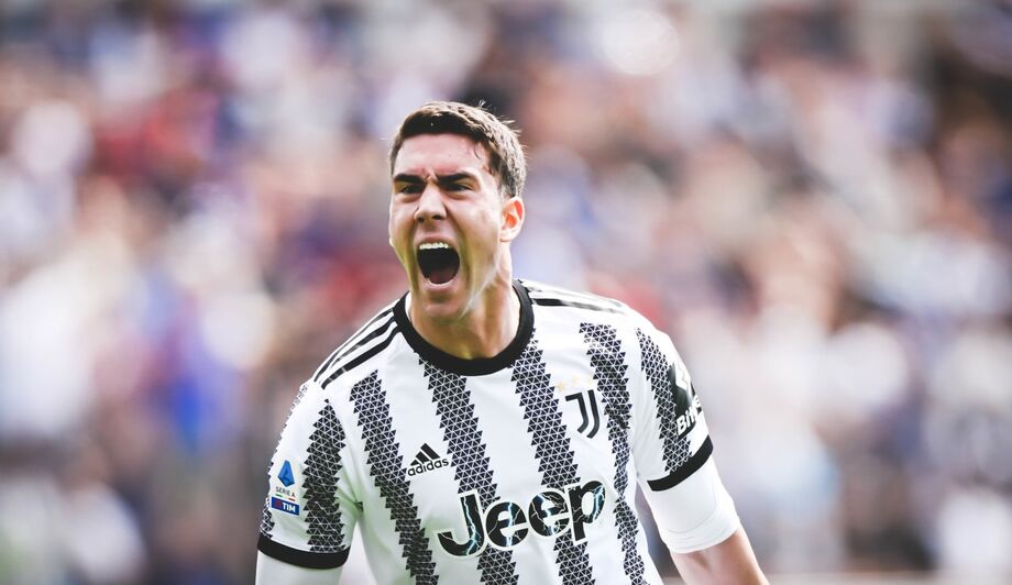 O centroavante sérvio Vlahovic marcou dois gols, sendo o destaque da partida no Juventus Stadium.