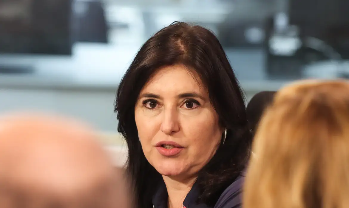Ela respondeu a um relatório do Tribunal de Contas da União (TCU), que apontou receitas superestimadas e um possível déficit primário de até R$ 55,3 bilhões neste ano.