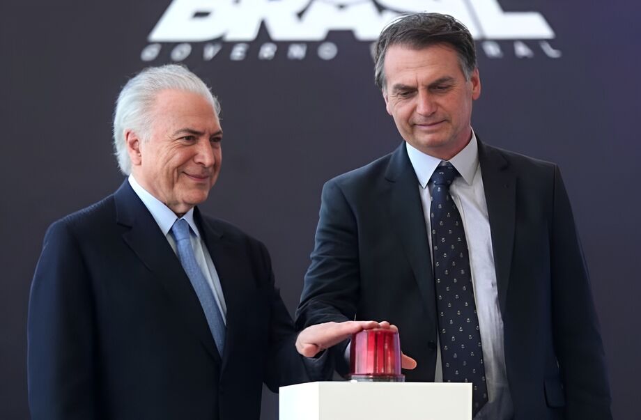 Temer diz ser contra prisão de Bolsonaro pelo que a PF revelou até o momento