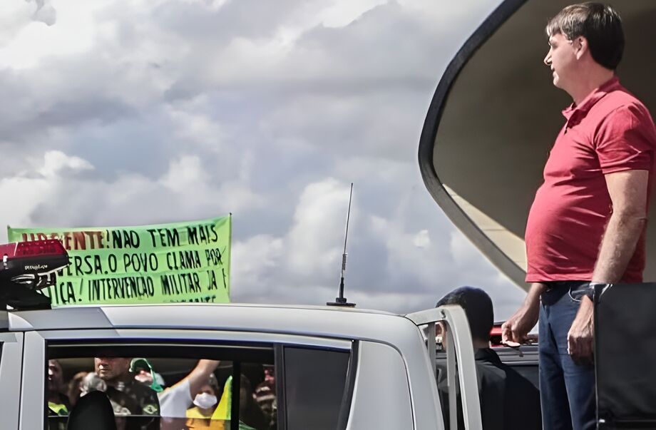 Documento estava na sala do ex-presidente Jair Bolsonaro na sede do PL em Brasília