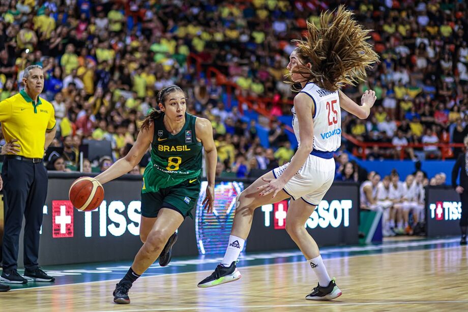 Seleção brasileira de basquete perde da Sérvia e terá de ganhar da Alemanha por vaga olímpica