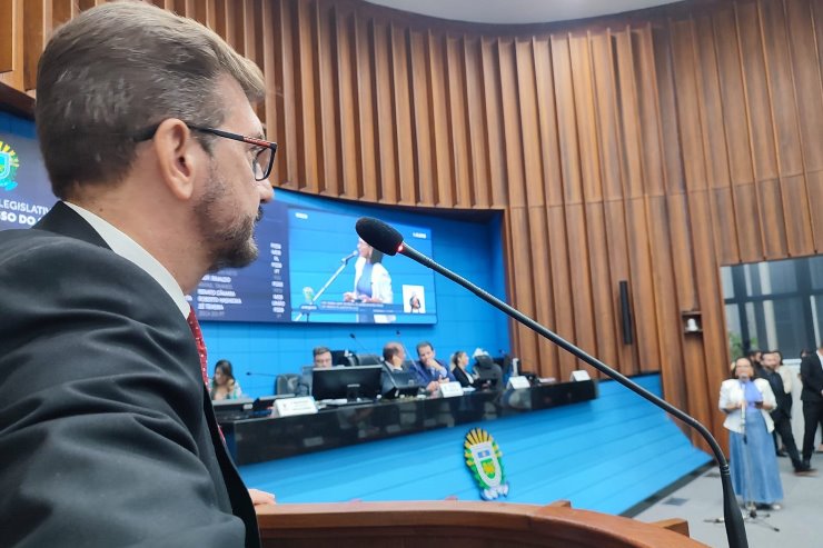 Na tribuna da ALEMS, Pedro Kemp abordou o assunto sobre os benefícios dos programas sociais federais