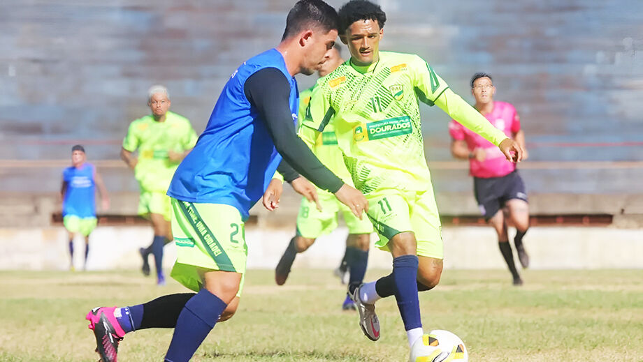 Técnico Luis Cruz tem quase todos os jogadores à disposição para confronto em Ivinhema
