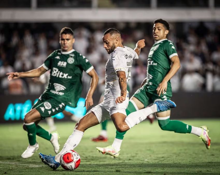 Guilherme marcou duas vezes e foi decisivo na vitória do Santos na Vila Belmiro