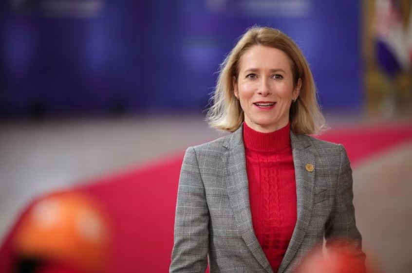 A primeira-ministra da Estônia, Kaja Kallas, participa de uma reunião do Conselho Europeu, em Bruxelas, Bélgica