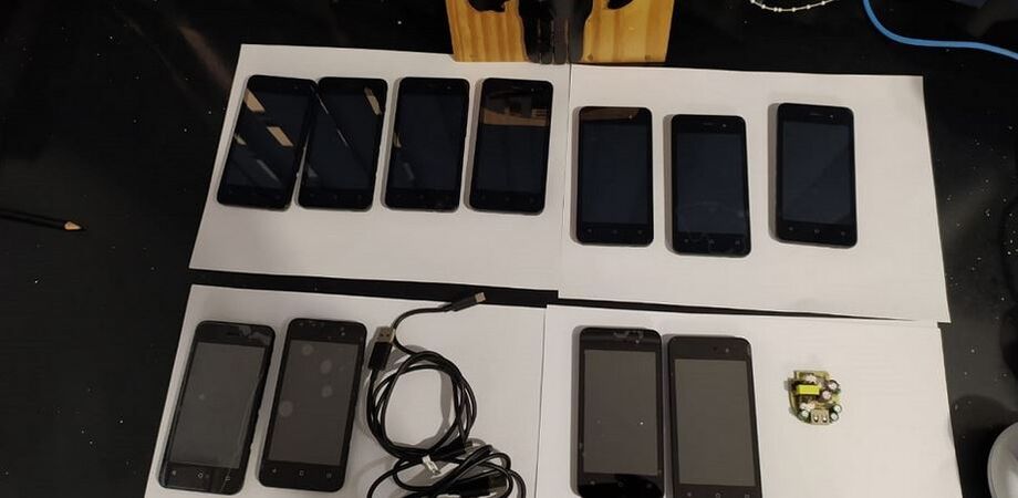 Celulares apreendidos em operação