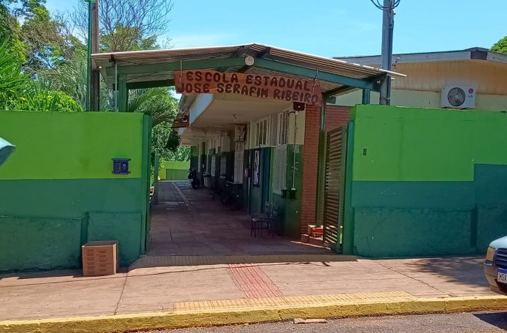 Escola Estadual José Serafim Ribeiro, em Jaraguari