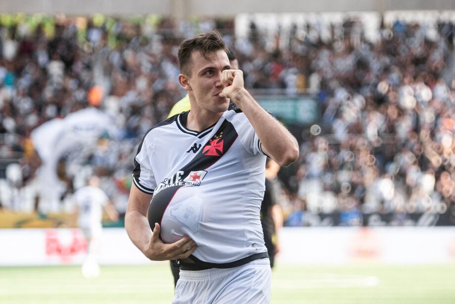 Lucas Piton virou o jogo para o Vasco