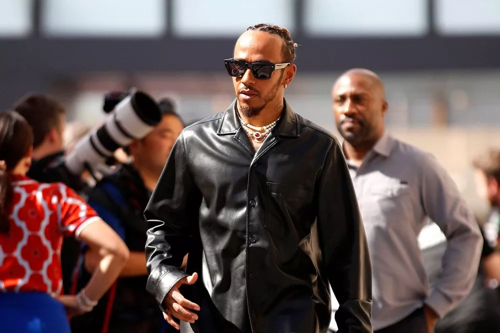 Ferrari confirma contratação de Hamilton para a temporada 2025 da Fórmula 1