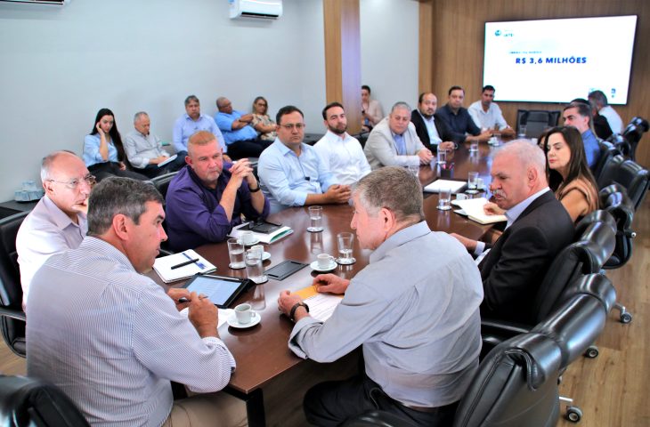 Riedel se encontra com prefeito de Jateí para discutir demandas do município