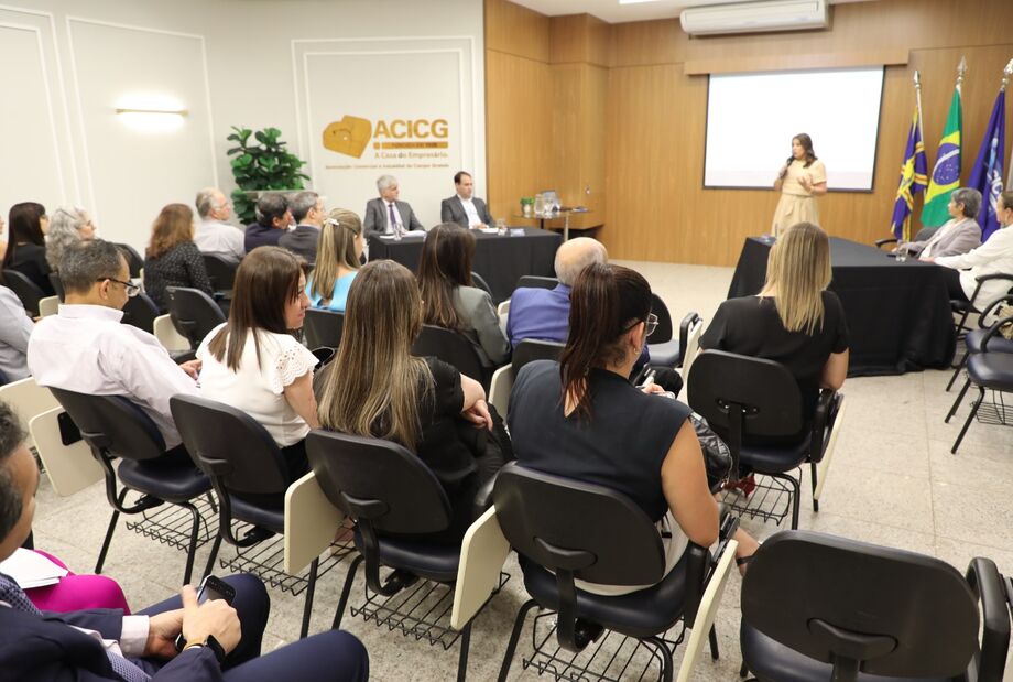 TJMS avança na construção de projeto para enfrentar o superendividamento