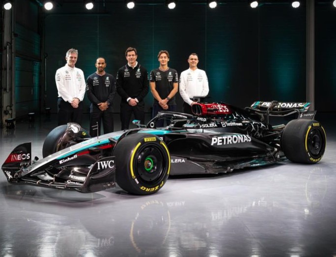 Novo carro da Mercedes para a nova temporada da F1
